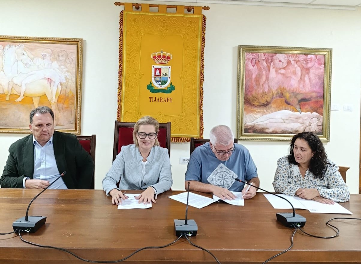 Convenio de Adhesión a la base de datos Zoocan entre el Ayuntamiento de Tijarafe y El Colegio de la Profesión Veterinaria de S/C de Tenerife