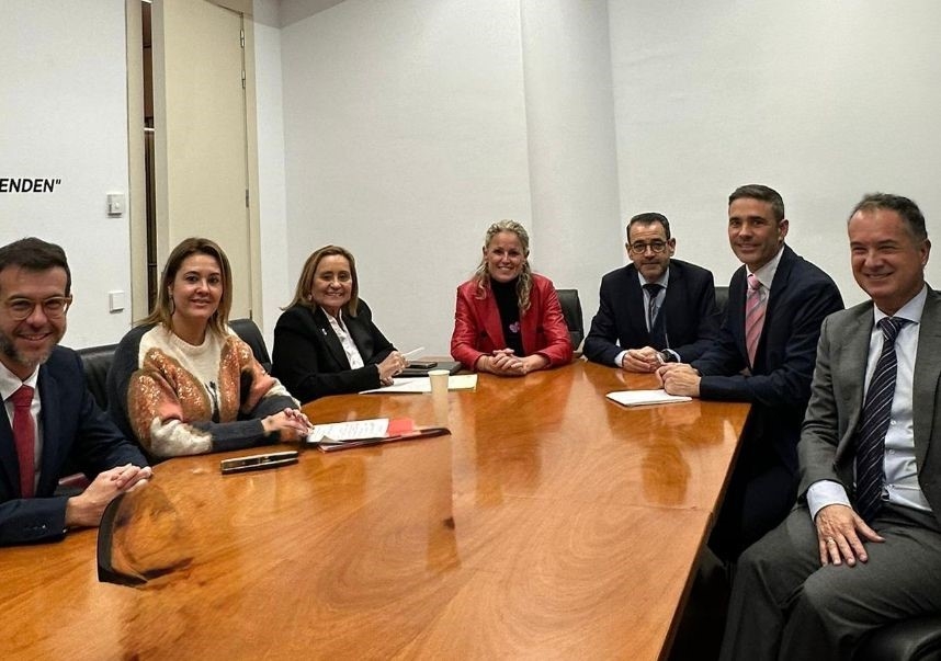 Reunión del Consejo General con el Grupo Parlamentario Socialista