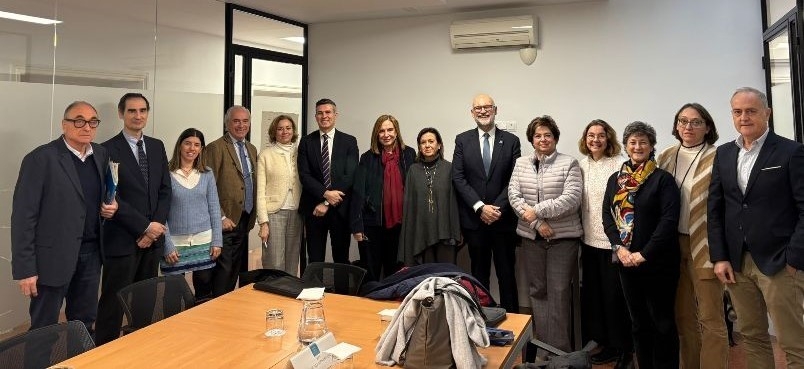 El sector veterinario aborda con la Administración el encaje legal de los piensos medicamentosos para animales de compañía