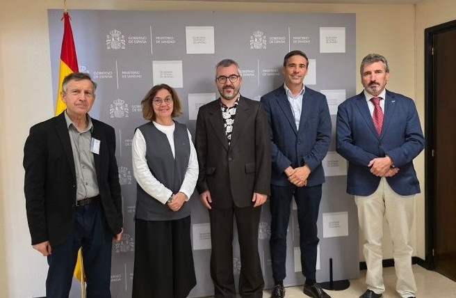 Los veterinarios subrayan su “ingente contribución a la salud pública” ante el secretario de Estado de Sanidad